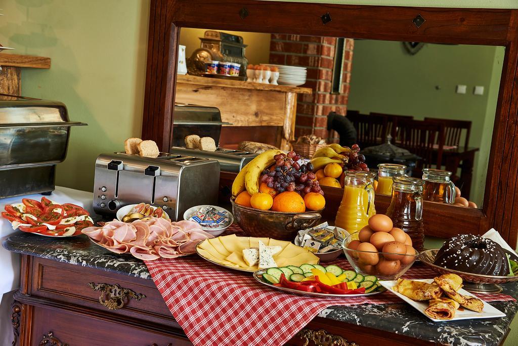 Hotel Stara Pekarna S Privatnim Wellness Liberec Ngoại thất bức ảnh